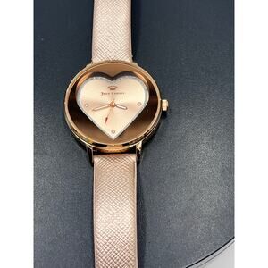 Juicy Couture Black Label
JC/1234RGPK‎ Heart Diamond metallic rose gold Watch